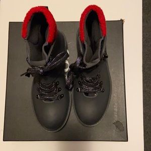 Coach Leather-ware urban hiker